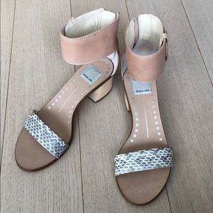 Dolce vita sandals